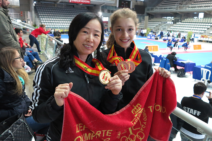 Ana Catalina und Heekyung bem Spain Open